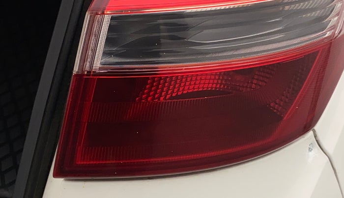 2018 Hyundai Creta SX PLUS AT 1.6 PETROL, Petrol, Automatic, 79,499 km, Right tail light - Minor scratches