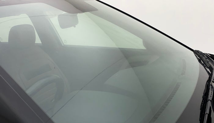 2018 Hyundai Creta SX PLUS AT 1.6 PETROL, Petrol, Automatic, 79,499 km, Front windshield - Minor spot on windshield