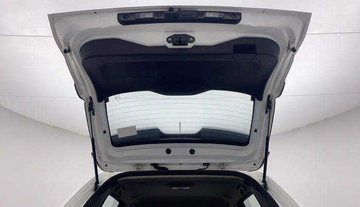 2021 Nissan MAGNITE XV PREMIUM TURBO CVT, Petrol, Automatic, 60,074 km, Boot Door Open