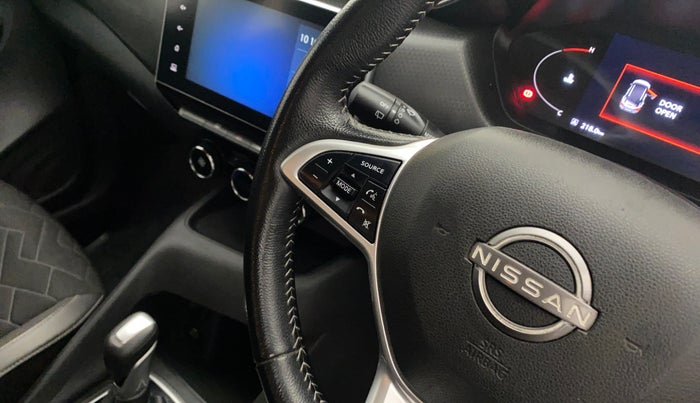 2021 Nissan MAGNITE XV PREMIUM TURBO CVT, Petrol, Automatic, 60,149 km, Steering wheel - Sound system control not functional