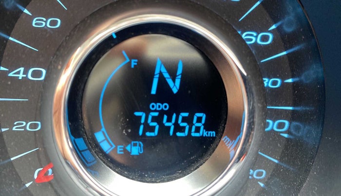 2019 Mahindra XUV500 W5, Diesel, Manual, 75,436 km, Odometer Image