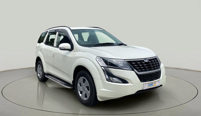 2019 Mahindra XUV500 W5, Diesel, Manual, 75,436 km, Right Front Diagonal