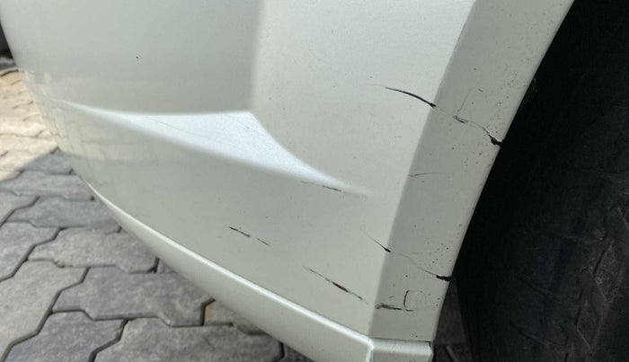 2019 Mahindra XUV500 W5, Diesel, Manual, 75,436 km, Front bumper - Minor scratches