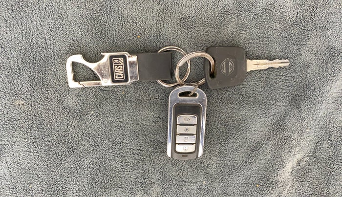 2021 Nissan MAGNITE XE, Petrol, Manual, 73,963 km, Lock system - Central lock not working
