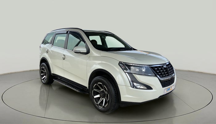 2018 Mahindra XUV500 W7, Diesel, Manual, 38,047 km, Right Front Diagonal