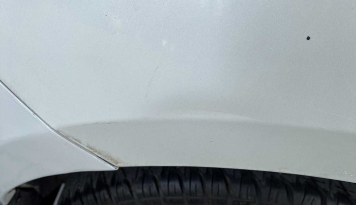 2014 Maruti Swift VXI, Petrol, Manual, 80,969 km, Right quarter panel - Minor scratches