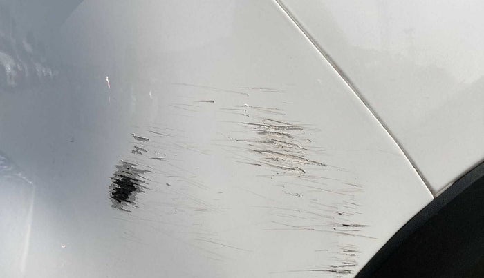 2021 Nissan MAGNITE XE, Petrol, Manual, 23,601 km, Rear bumper - Minor scratches