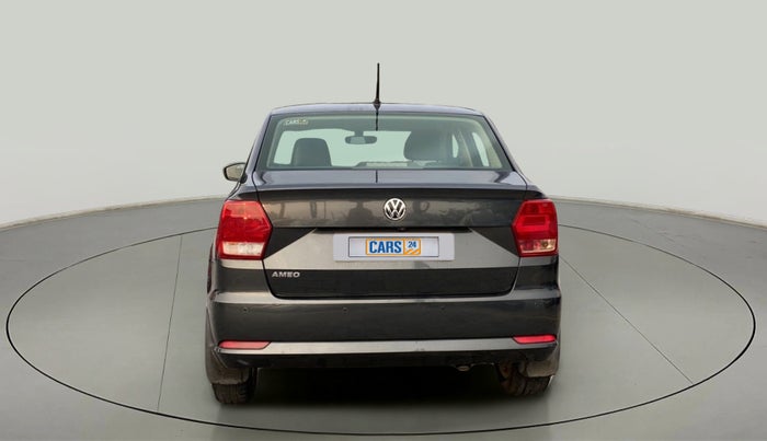 2017 Volkswagen Ameo HIGHLINE1.2L, Petrol, Manual, 35,778 km, Back/Rear