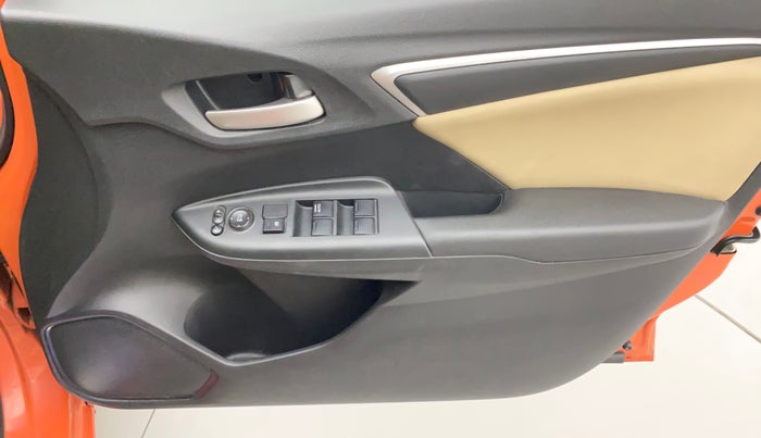 2016 Honda Jazz 1.2L I-VTEC V, Petrol, Manual, 54,183 km, Driver Side Door Panels Control