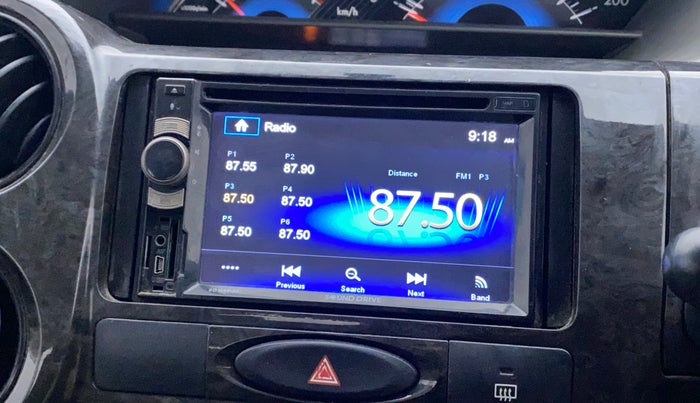 2016 Toyota Etios Liva V, Petrol, Manual, 66,798 km, Infotainment system - Reverse camera not working
