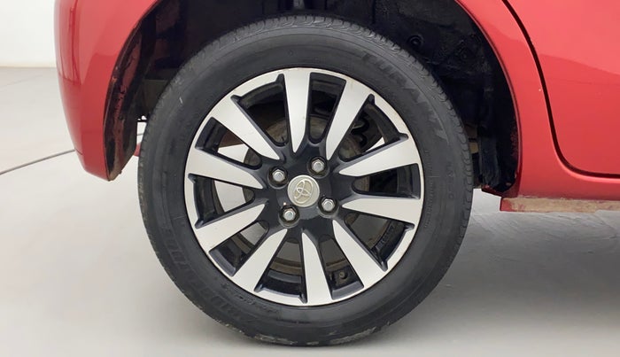 2016 Toyota Etios Liva V, Petrol, Manual, 66,798 km, Right Rear Wheel