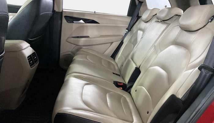 2021 MG HECTOR SHARP 1.5 DCT PETROL, Petrol, Automatic, 29,600 km, Right Side Rear Door Cabin