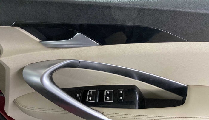 2021 MG HECTOR SHARP 1.5 DCT PETROL, Petrol, Automatic, 29,600 km, Driver Side Door Panels Control