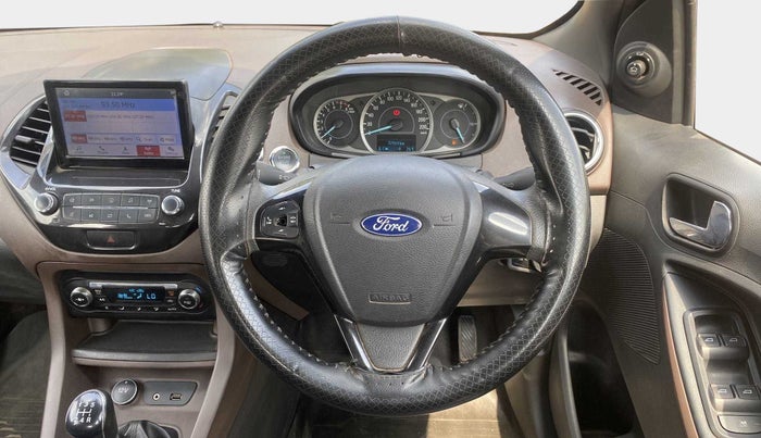 2018 Ford FREESTYLE TITANIUM 1.2 PETROL, Petrol, Manual, 72,940 km, Steering Wheel Close Up