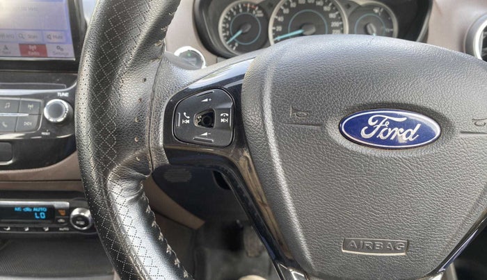 2018 Ford FREESTYLE TITANIUM 1.2 PETROL, Petrol, Manual, 72,940 km, Steering wheel - Phone control has minor damage
