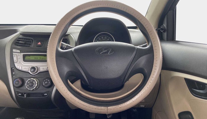 2015 Hyundai Eon MAGNA +, Petrol, Manual, 68,004 km, Steering Wheel Close Up