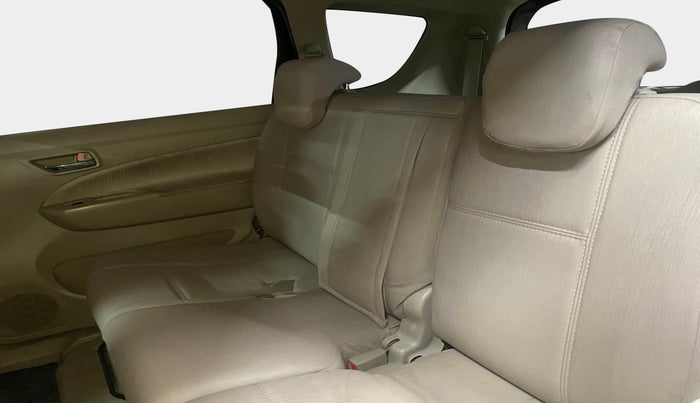 2013 Maruti Ertiga VDI, Diesel, Manual, 40,065 km, Right Side Rear Door Cabin