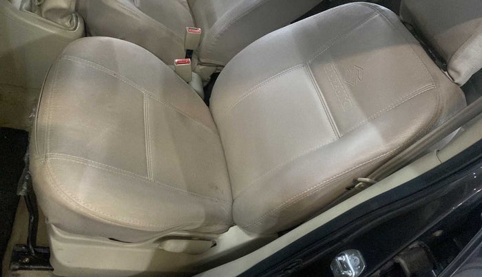 2013 Maruti Ertiga VDI, Diesel, Manual, 40,065 km, Front left seat (passenger seat) - Seat adjuster not functional