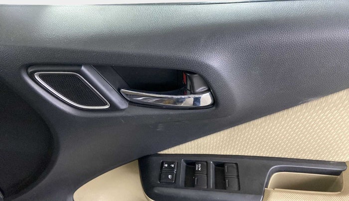 2019 Honda City 1.5L I-VTEC V MT, Petrol, Manual, 42,543 km, Driver Side Door Panels Control