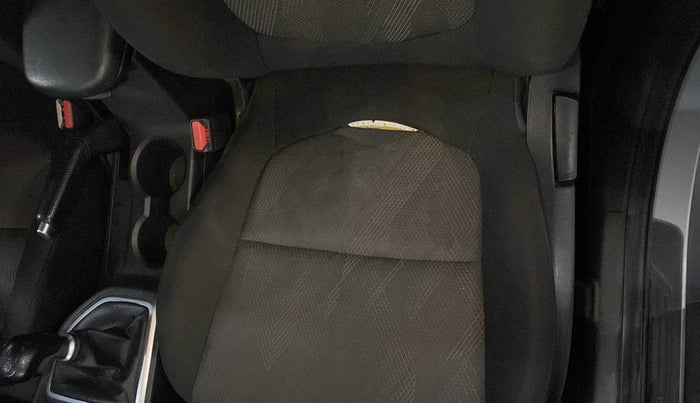 2019 Hyundai Creta EX 1.6 PETROL, Petrol, Manual, 24,353 km, Front left seat (passenger seat) - Seat minor damage