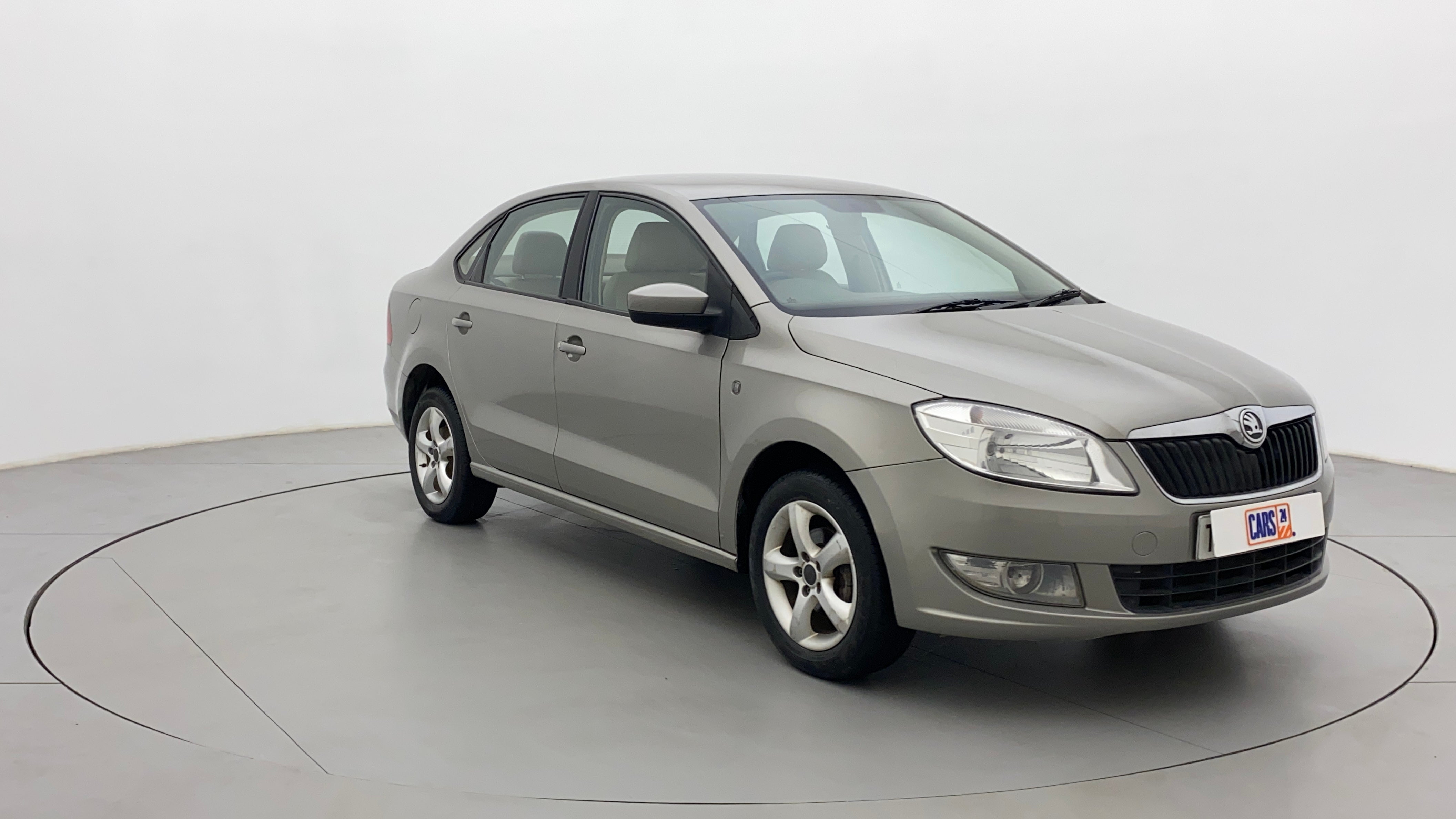 Skoda Rapid ELEGANCE 1.6 MPI MT