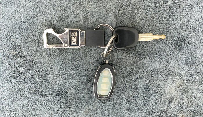 2017 Maruti Alto 800 LXI, Petrol, Manual, 40,707 km, Lock system - Remote key not functional