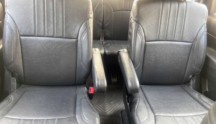 2020 Maruti XL6 ZETA AT, Petrol, Automatic, 24,663 km, Second-row left seat - Cover slightly stained