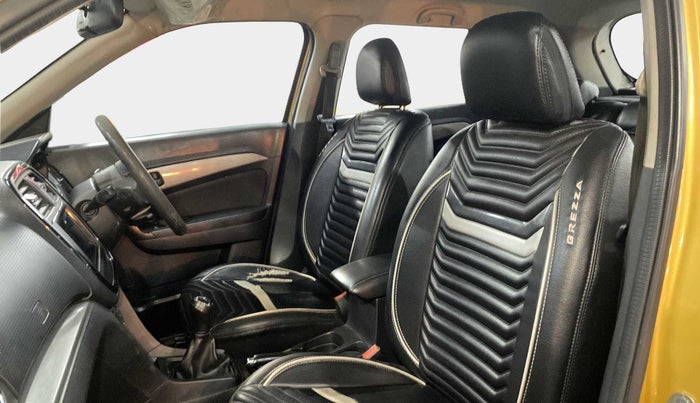 2019 Maruti Vitara Brezza ZDI PLUS, Diesel, Manual, 59,773 km, Right Side Front Door Cabin