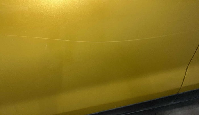 2019 Maruti Vitara Brezza ZDI PLUS, Diesel, Manual, 59,773 km, Front passenger door - Minor scratches