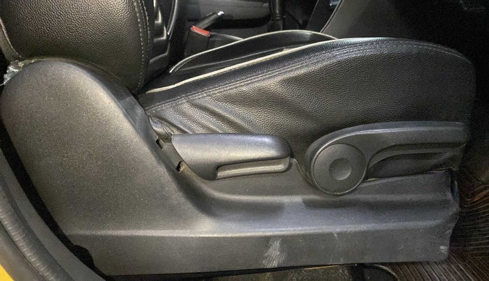 2019 Maruti Vitara Brezza ZDI PLUS, Diesel, Manual, 59,773 km, Driver Side Adjustment Panel