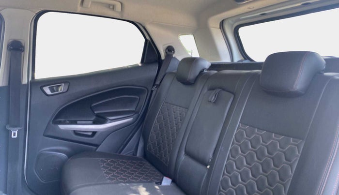 2019 Ford Ecosport TITANIUM 1.5L DIESEL, Diesel, Manual, 93,376 km, Right Side Rear Door Cabin