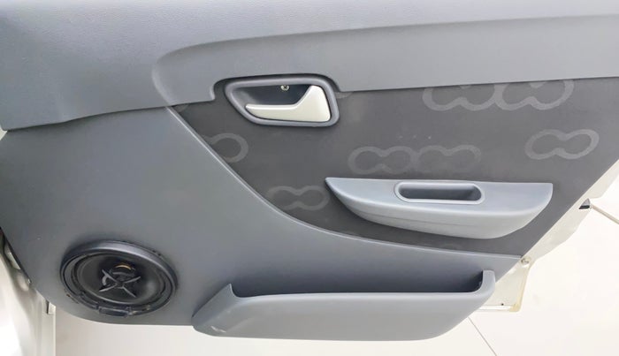 2016 Maruti Alto 800 LXI, Petrol, Manual, 59,638 km, Driver Side Door Panels Control