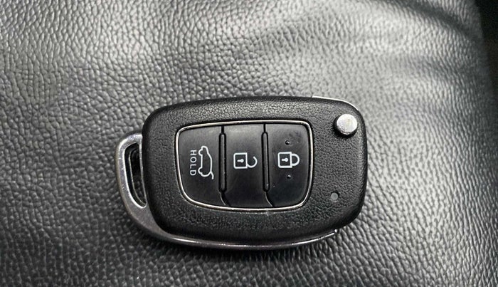 2016 Hyundai Elite i20 MAGNA 1.2, Petrol, Manual, 38,654 km, Key Close Up
