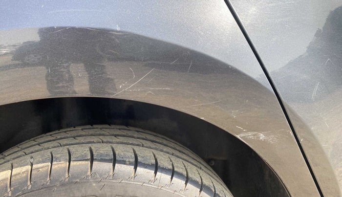 2017 Volkswagen Ameo TRENDLINE 1.2L, Petrol, Manual, 65,263 km, Right quarter panel - Minor scratches