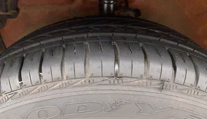 2017 Maruti Celerio ZXI AMT (O), Petrol, Automatic, 42,647 km, Left Front Tyre Tread