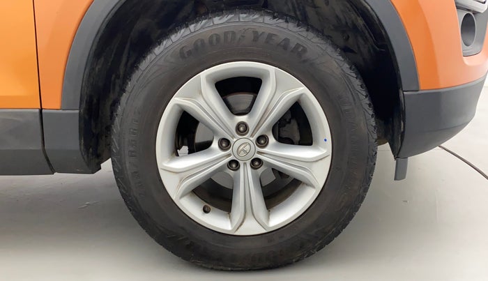 2019 Tata Harrier XZ 2.0L, Diesel, Manual, 25,912 km, Right Front Wheel