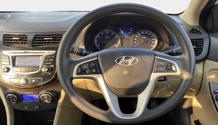 2014 Hyundai Verna FLUIDIC 1.4 VTVT CX, Petrol, Manual, 43,417 km, Steering Wheel Close Up