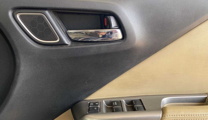 2017 Honda City 1.5L I-VTEC ZX CVT, Petrol, Automatic, 49,641 km, Driver Side Door Panels Control