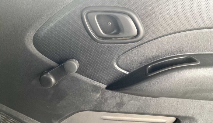 2019 Datsun Redi Go A, Petrol, Manual, 40,295 km, Driver Side Door Panels Control