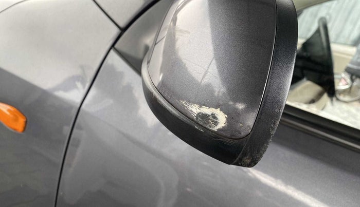 2015 Hyundai i10 SPORTZ 1.1, Petrol, Manual, 43,097 km, Left rear-view mirror - Minor scratches