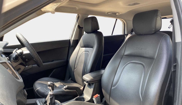 2019 Hyundai Creta SX SPORTS EDITION 1.6 PETROL DUAL TONE, Petrol, Manual, 95,046 km, Right Side Front Door Cabin