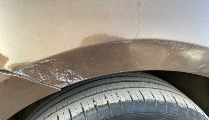2017 Maruti Ciaz ZXI+, Petrol, Manual, 60,854 km, Right fender - Lining missing