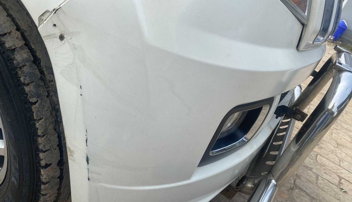2017 Mahindra TUV300 T8, Diesel, Manual, 62,942 km, Front bumper - Minor scratches
