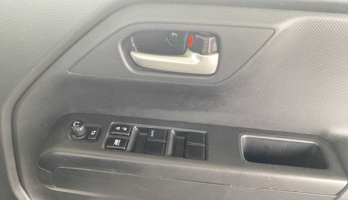 2020 Maruti New Wagon-R ZXI 1.2 AMT, Petrol, Automatic, 4,303 km, Driver Side Door Panels Control