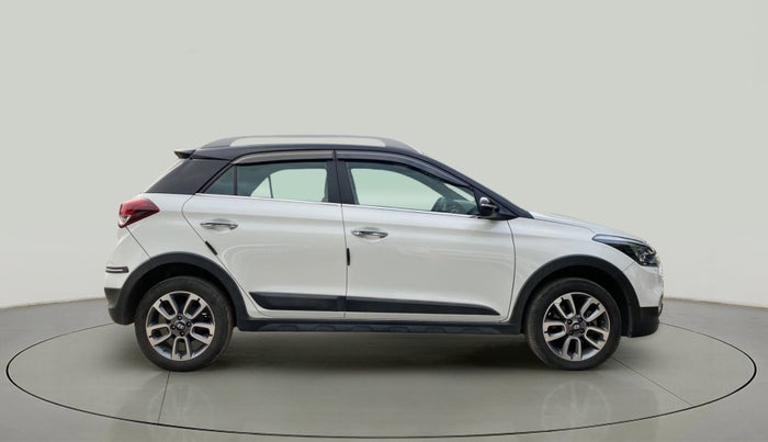 2018 Hyundai i20 Active 1.2 SX DUAL TONE, Petrol, Manual, 42,092 km, Right Side View