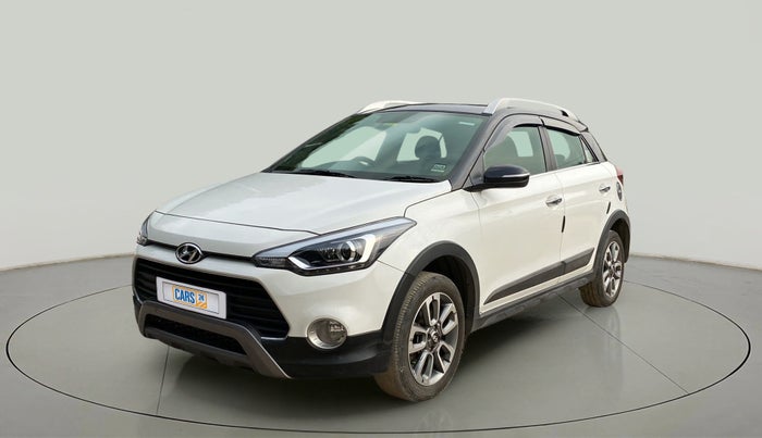 2018 Hyundai i20 Active 1.2 SX DUAL TONE, Petrol, Manual, 42,092 km, Left Front Diagonal