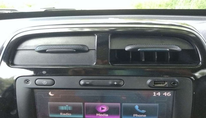 2016 Renault Kwid RXT 1.0 AMT, Petrol, Automatic, 50,317 km, AC Unit - Front vent has minor damage