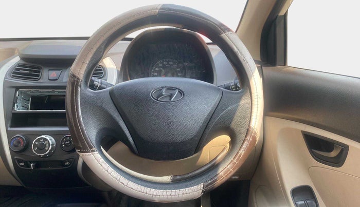 2018 Hyundai Eon ERA +, Petrol, Manual, 16,104 km, Steering Wheel Close Up