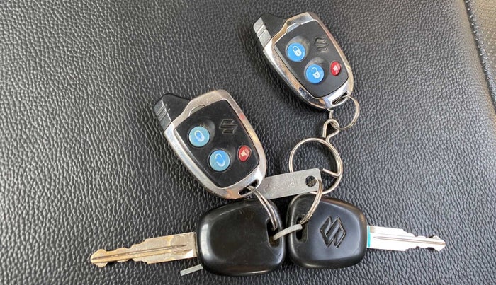 2017 Maruti Alto 800 LXI, Petrol, Manual, 48,059 km, Lock system - Door lock knob has minor damage