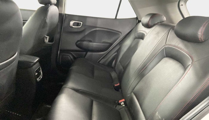 2019 Hyundai VENUE SX PLUS 1.0 TURBO DCT, Petrol, Automatic, 22,617 km, Right Side Rear Door Cabin